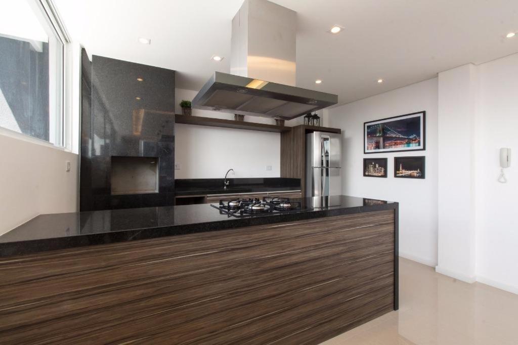 Apartamento Encantador: Mobiliado e Bem Localizado no Rebouças Curitiba Exterior photo